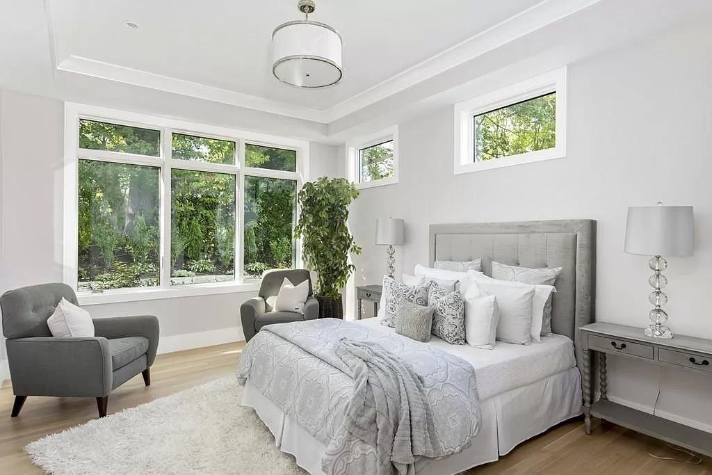 Custom Home Oakville 004