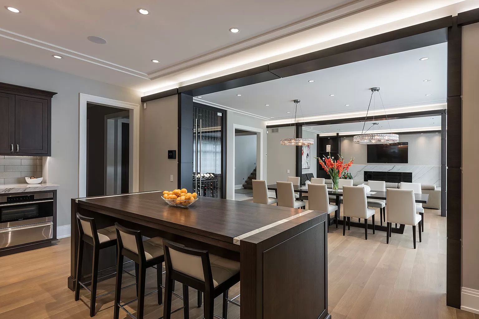 Custom House Oakville 002