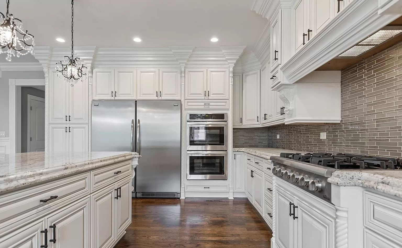 Custom House Richmond Hill009