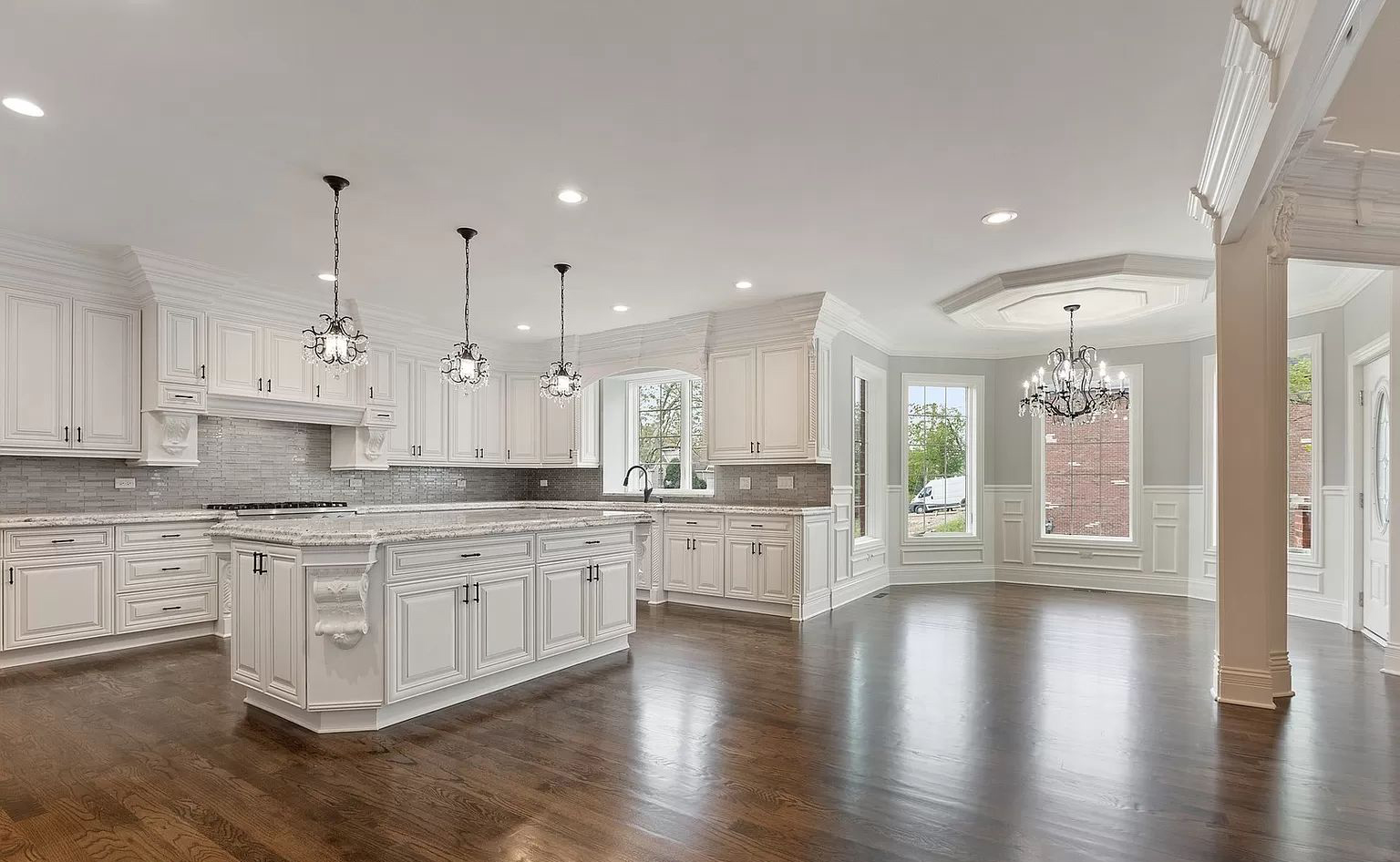 Custom House Richmond Hill024