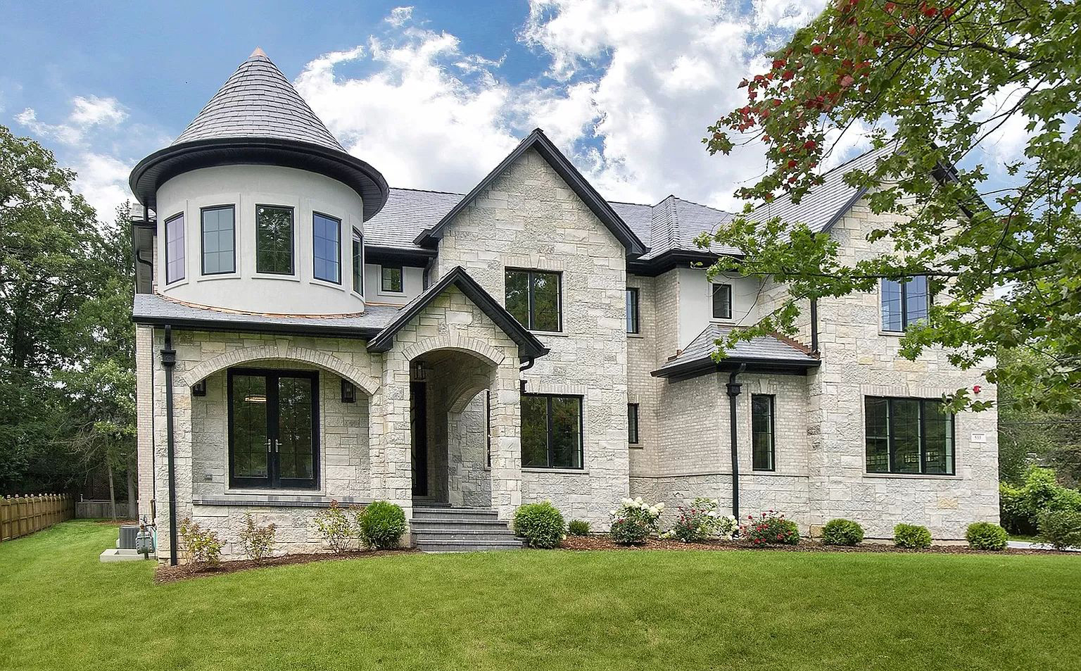 Custom House Vaughan 021